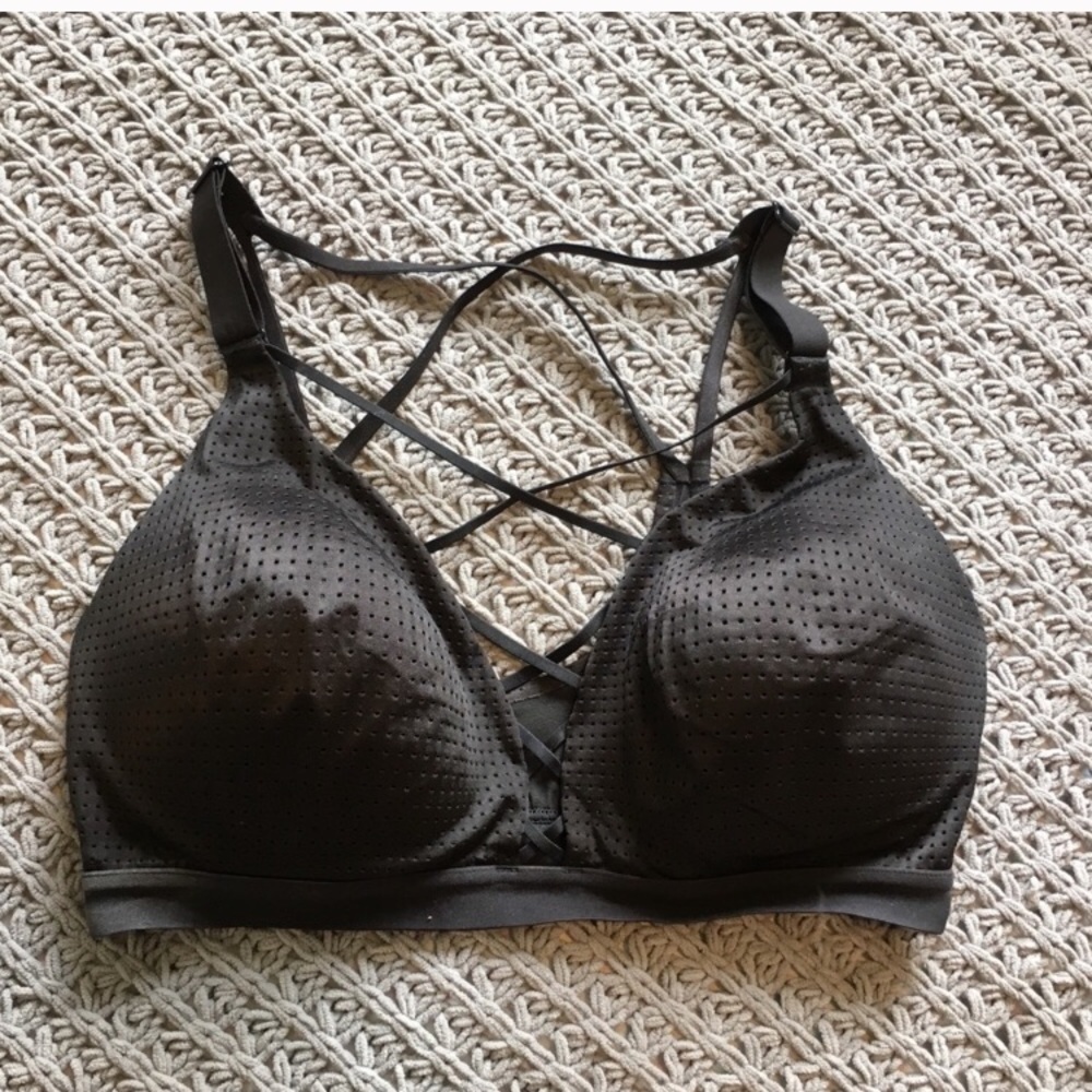 VSX lightweight sports bra